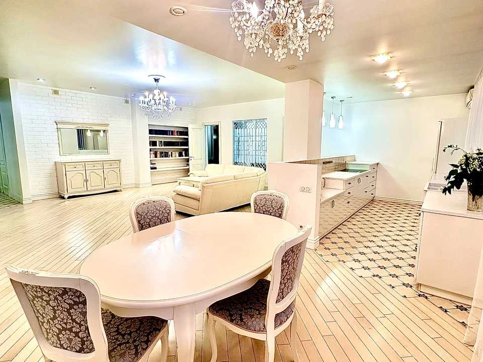 Apartment. Kharkiv, Danilevsky St.