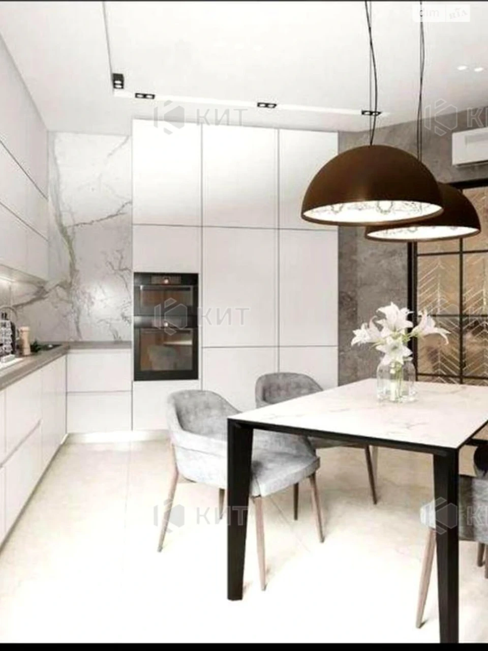 For Sale Apartment Center