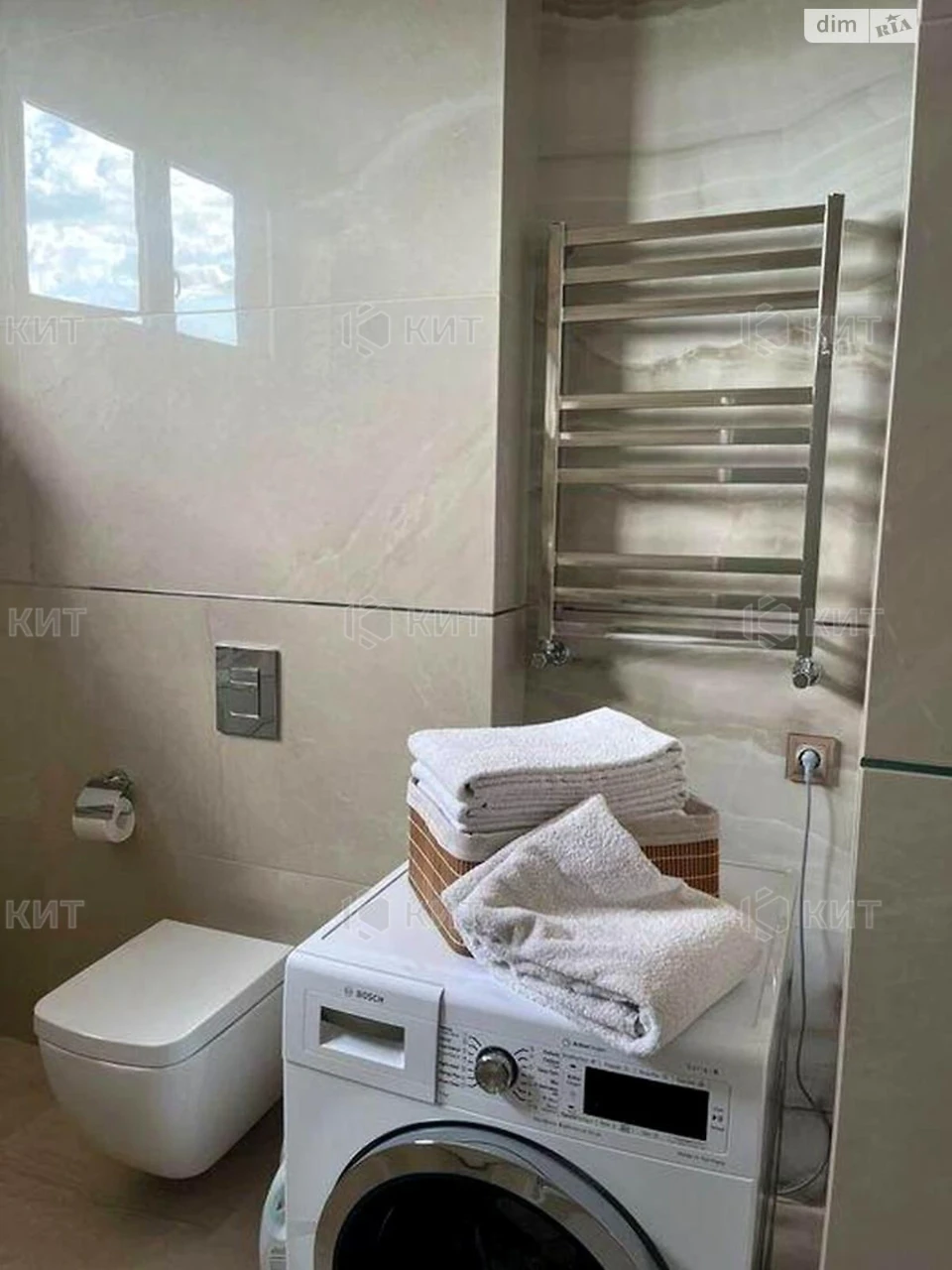 For Sale Apartment Center