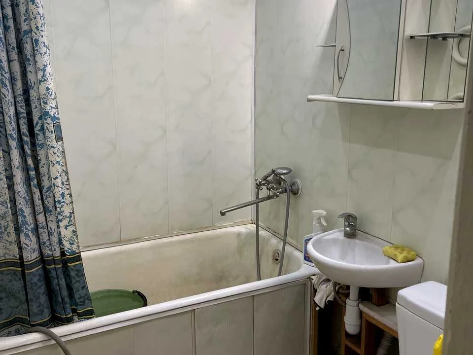 Apartment. Kharkiv, Kadenyuka St. (Tankopia)