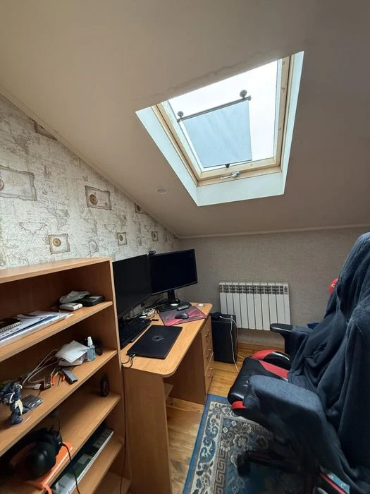 3 rooms, 77.5 m2, Iskrynska St., 33. Uprising Square