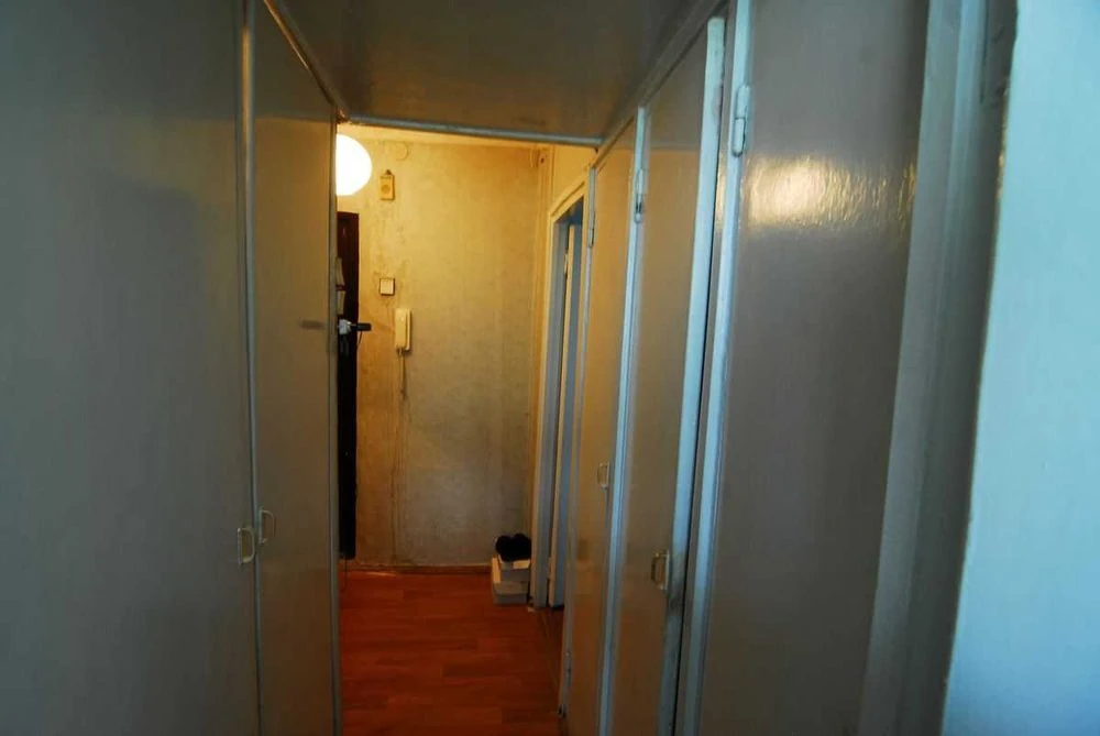 I will sell a 1-room apartment on Oleksiyivka, 7 minutes from the metro station