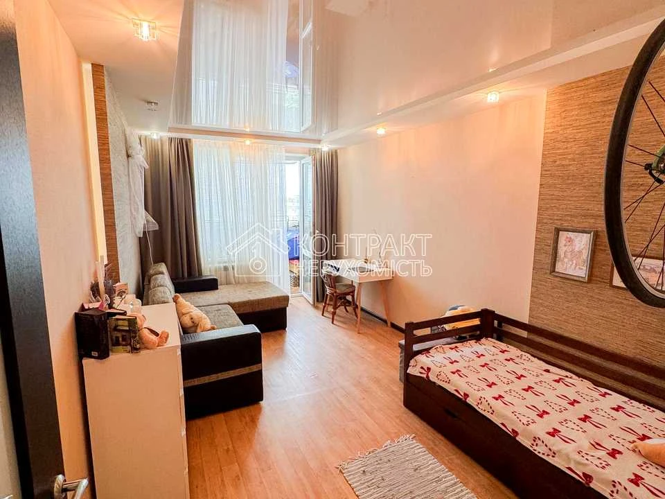 Apartment. Kharkiv, Svitla St.