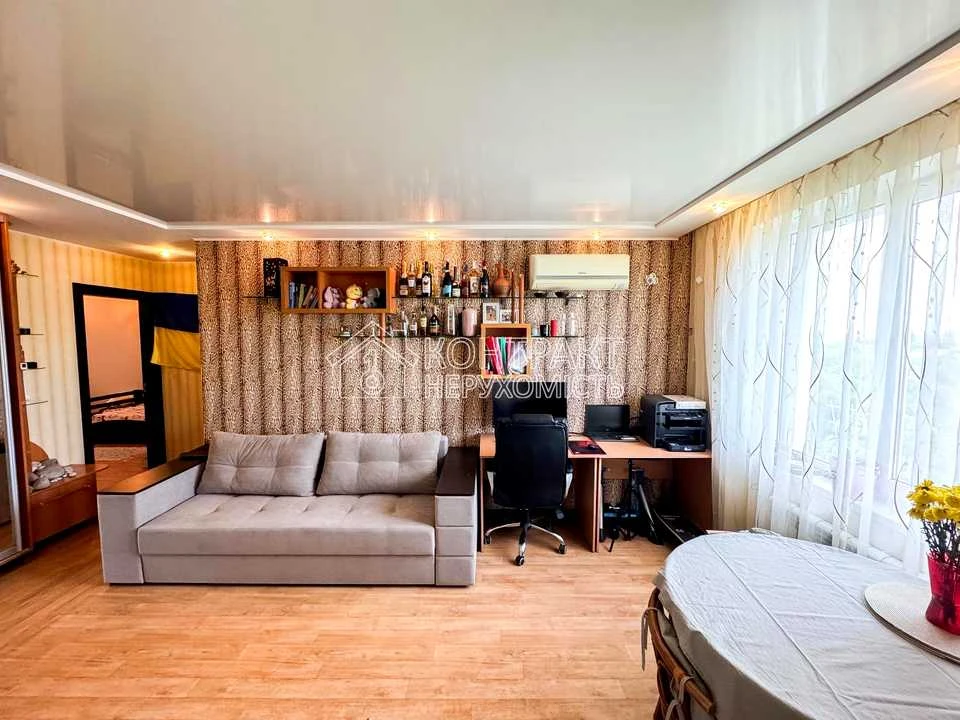 Apartment. Kharkiv, Svitla St.