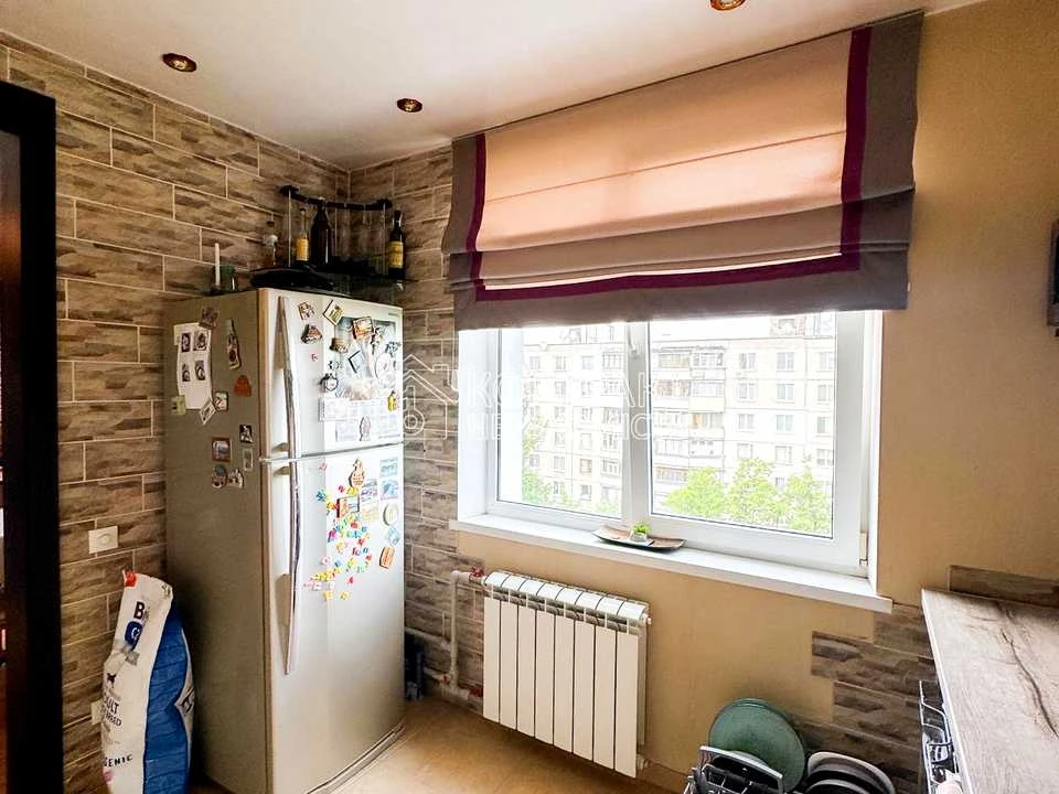 Apartment. Kharkiv, Svitla St.
