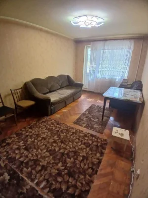 Real 1-room apartment for sale, Saltovskaya metro station, 524th microdistrict, Gvardeyts Street