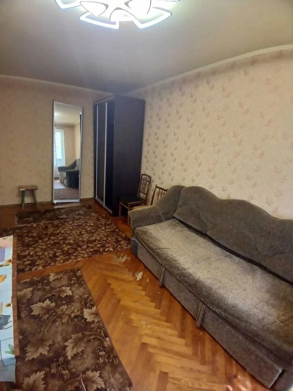 Real 1-room apartment for sale, Saltovskaya metro station, 524th microdistrict, Gvardeyts Street