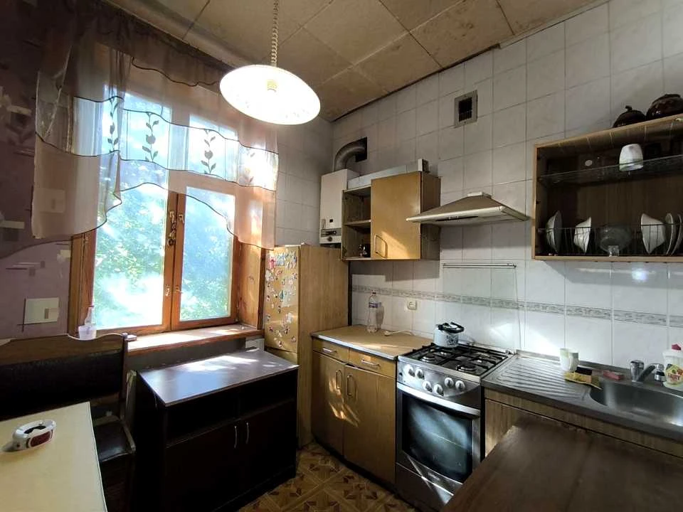 Apartment. Kharkiv, Industrial Avenue (Frunze)