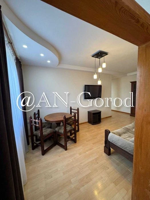 For sale 3-room apartment 64 sq.m. in Saltovka, on Amosova Street,