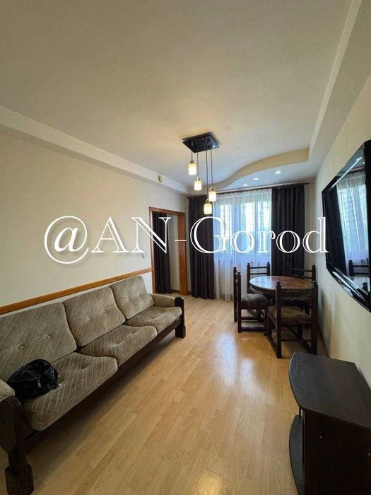 For sale 3-room apartment 64 sq.m. in Saltovka, on Amosova Street,