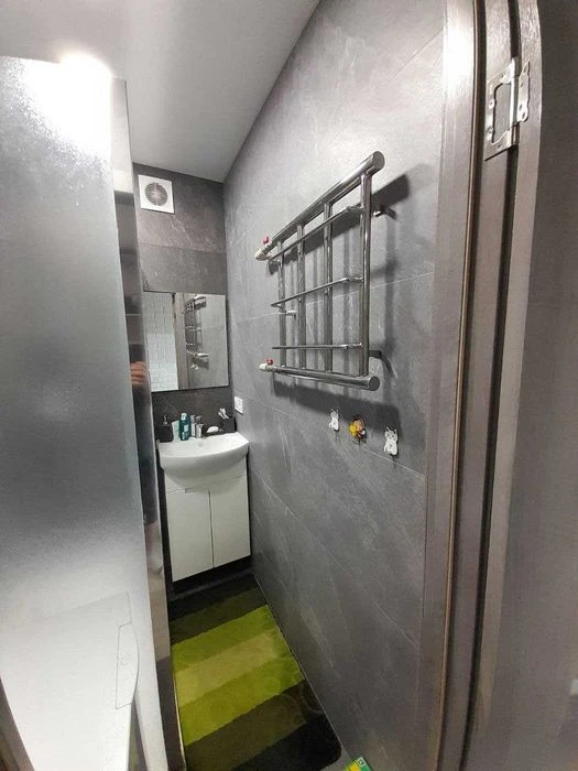 2-room apartment for sale, 7 minutes from Sportivna metro station