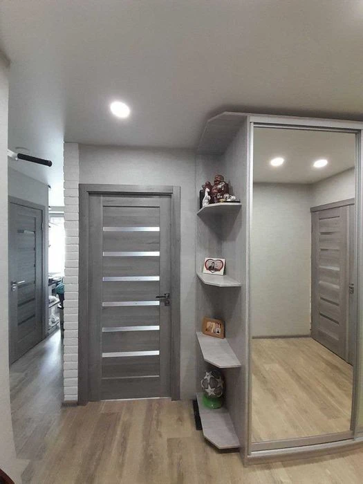 2-room apartment for sale, 7 minutes from Sportivna metro station
