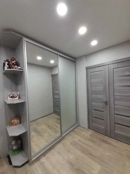 2-room apartment for sale, 7 minutes from Sportivna metro station