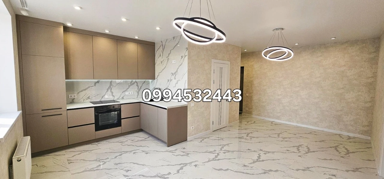 Selling a 2-bedroom apartment with renovation in the Oasis Heroes of Labor residential complex, Dom Za