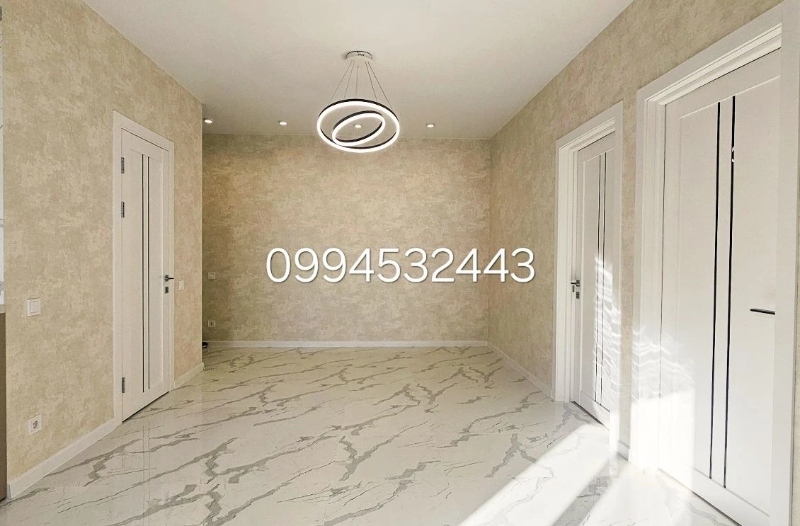 Selling a 2-bedroom apartment with renovation in the Oasis Heroes of Labor residential complex, Dom Za