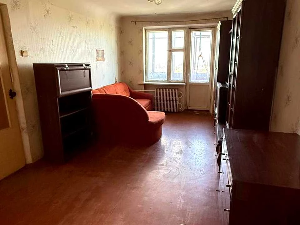 Apartment. Kharkiv, Kovtuna St.