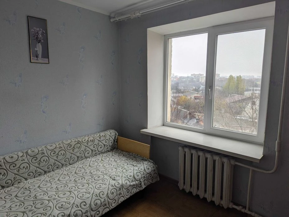 Three-room apartment for sale in Zalyutino