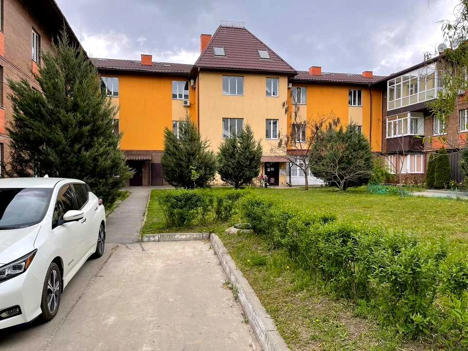 Apartment. Kharkiv, Novooleksandrivska St., (Building 5)