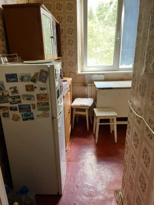 For sale: 1-room apartment. 124 Traktoro-Stroiteley Ave.