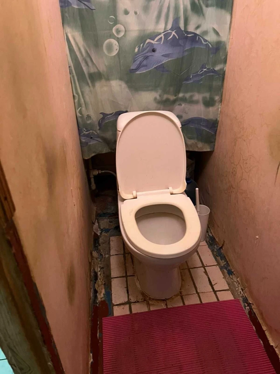 For sale: 1-room apartment. 124 Traktoro-Stroiteley Ave.