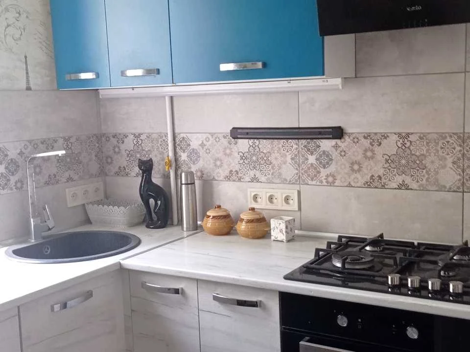 Apartment. Kharkiv, Industrial Avenue (Frunze)
