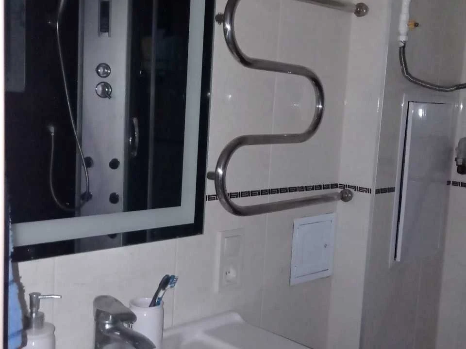 Apartment. Kharkiv, Industrial Avenue (Frunze)