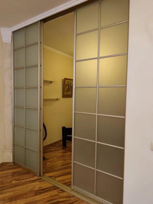 Selling a 2-room apartment on Gagarin Avenue!