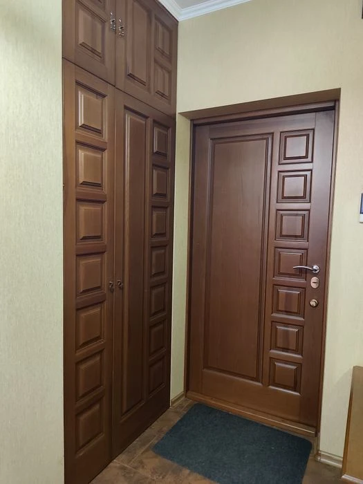Selling a 2-room apartment on Gagarin Avenue!