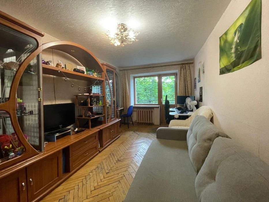Pavlovo Pole. One-bedroom apartment for sale.