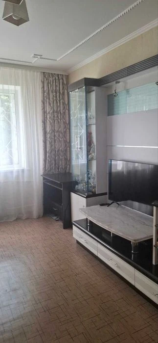 I will sell a 2-room apartment in Saltovka on Neskorenykh Street (404986