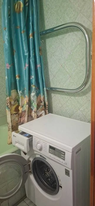 I will sell a 2-room apartment in Saltovka on Neskorenykh Street (404986