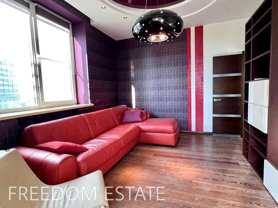 Apartment. Kharkiv, Otakara Yarosh Avenue.