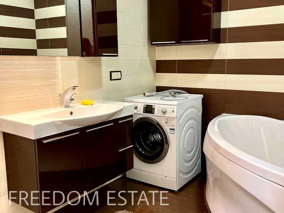 Apartment. Kharkiv, Otakara Yarosh Avenue.