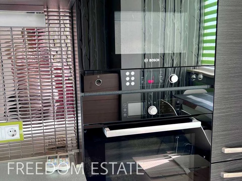Apartment. Kharkiv, Otakara Yarosh Avenue.