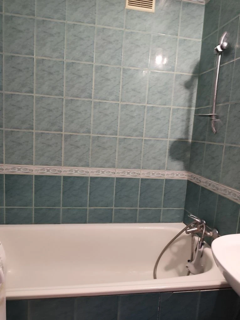 Selling a 2-room apartment in Saltovka!