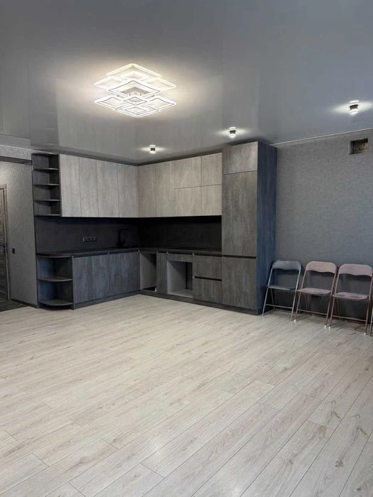 76000 Residential Complex Mira 4 PRICE REDUCTION Selling a 3-room apartment 2
