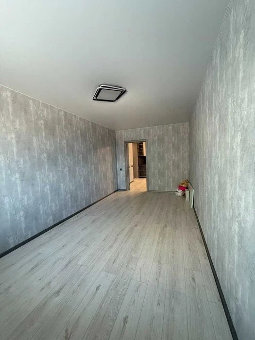 76000 Residential Complex Mira 4 PRICE REDUCTION Selling a 3-room apartment 2