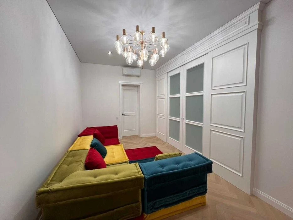 4-room apartment in the residential complex "House on Sumskaya"