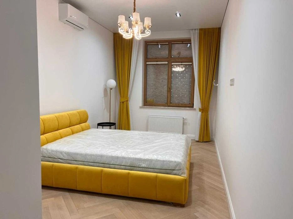 4-room apartment in the residential complex "House on Sumskaya"