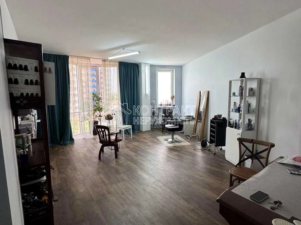 Apartment. Kharkiv, Nauky Ave. (Lenina)