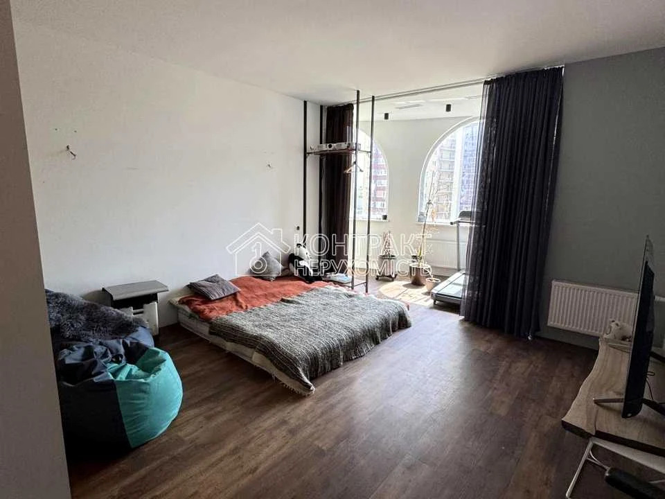 Apartment. Kharkiv, Nauky Ave. (Lenina)
