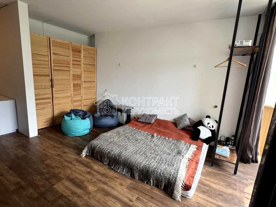 Apartment. Kharkiv, Nauky Ave. (Lenina)