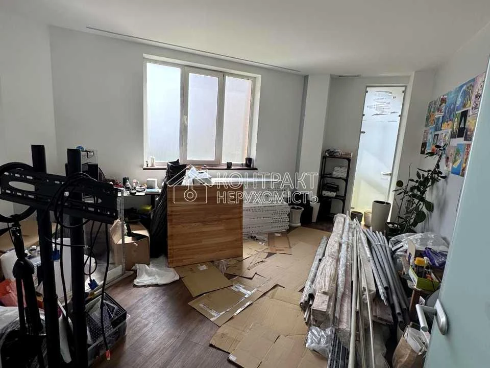 Apartment. Kharkiv, Nauky Ave. (Lenina)