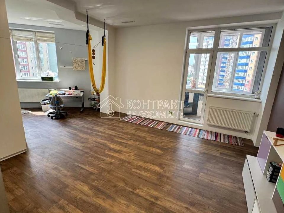 Apartment. Kharkiv, Nauky Ave. (Lenina)