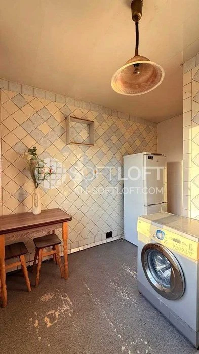 Sale of 3-room apartment Sportivnaya, єВідновлення