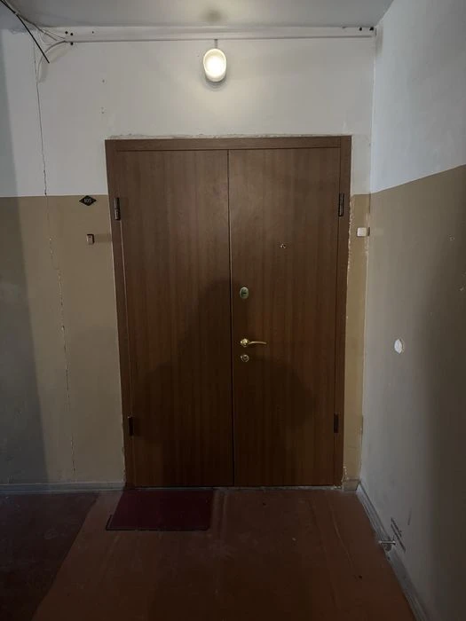 Selling a three-room apartment in Saltovka (furnished and equipped).