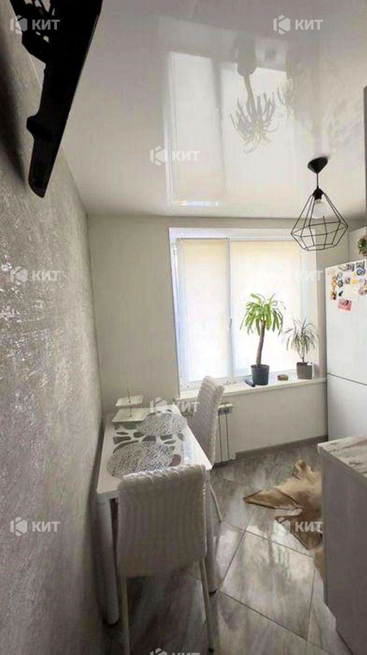 3 rooms, 66 sq. m., Saltivka (Saltivka, Barabashova metro station, Saltovskoe highway)