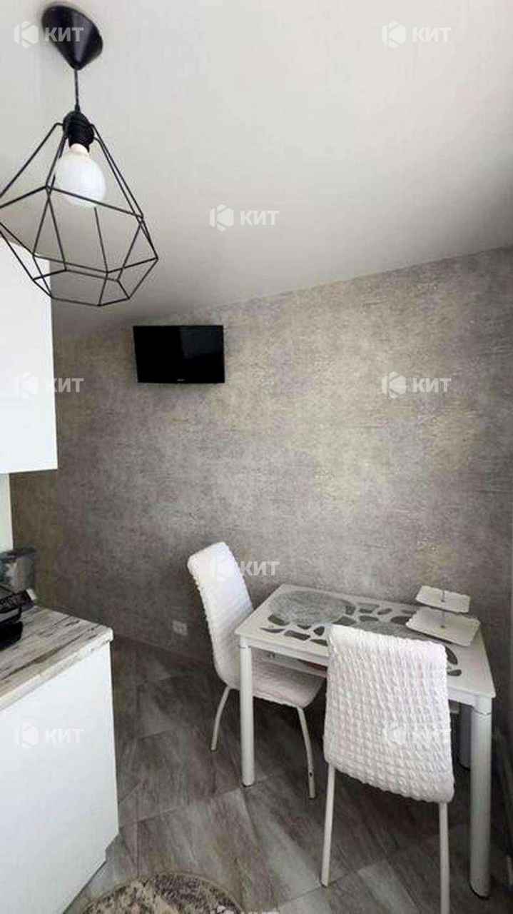 3 rooms, 66 sq. m., Saltivka (Saltivka, Barabashova metro station, Saltovskoe highway)