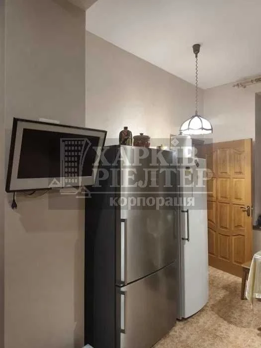 D1C Selling a 4-room apartment in the city center, German