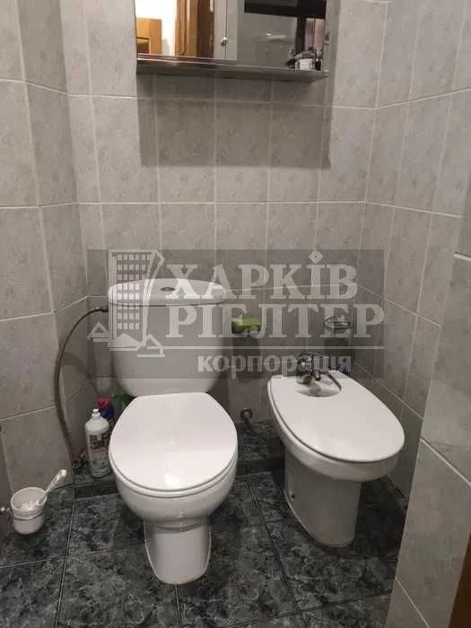 D1C Selling a 4-room apartment in the city center, German